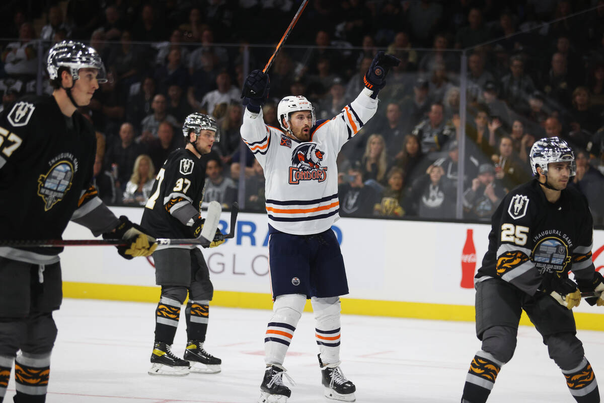 Bakersfield Condors Brendan Perlini (42) celebrates a goal by his teammate against the Henderso ...
