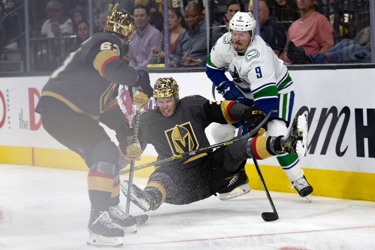 Harapan playoff NHL Golden Knights memudar dengan kekalahan dari Canucks