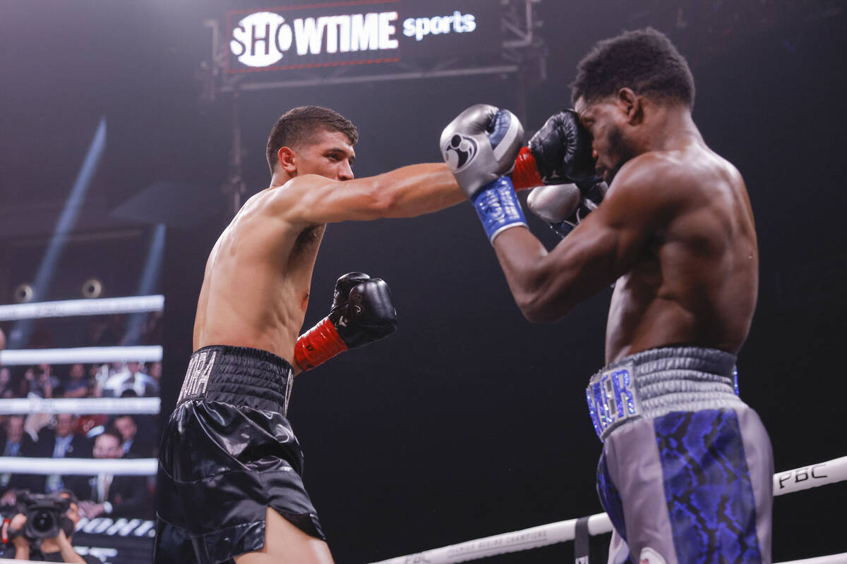 Sebastian Fundora menginjak, menghentikan Erickson Lubin untuk memenangkan gelar interim WBC