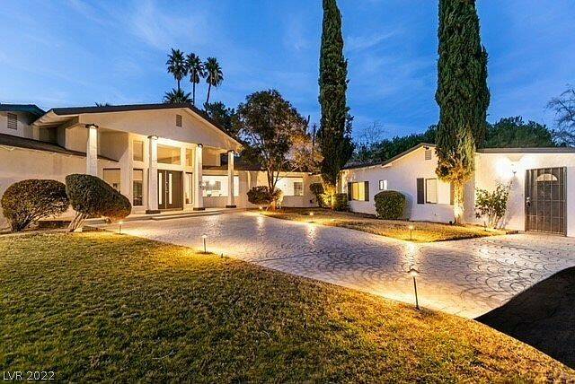 The home sits on 0.64 acres. (South Bay Realty)