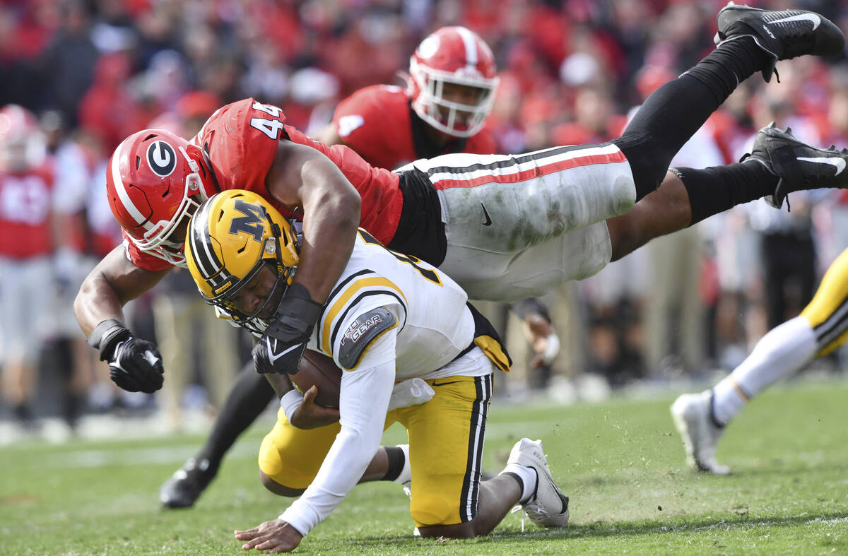 Draf mock NFL memiliki nama baru untuk Jaguar di Travon Walker