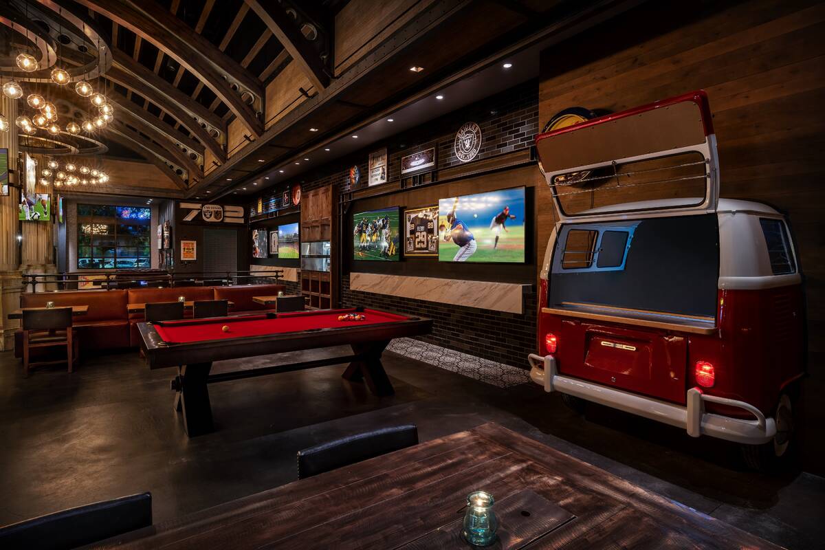 Tailgate Social Sports Bar & Grill in Palace Station Hotel and Casino is a beer-friendly destin ...