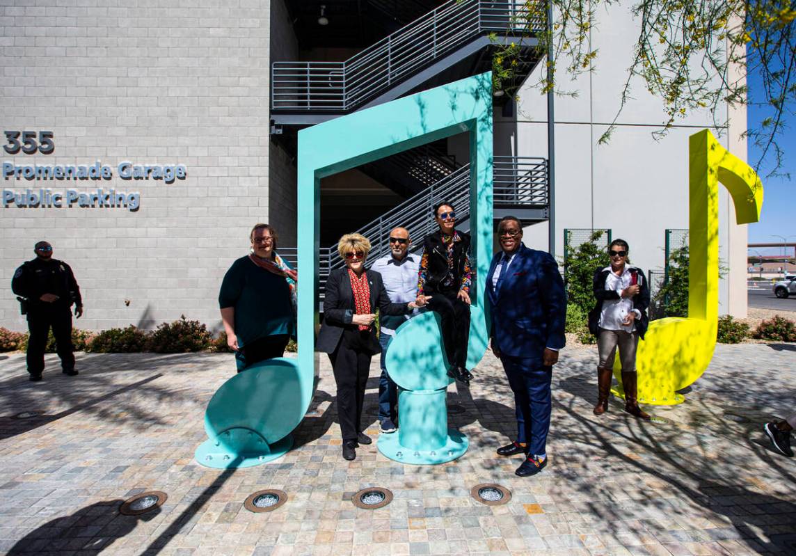 Artists Larry Domsky, from left, Barbara Domsky, Las Vegas Mayor Carolyn Goodman, Ally Haynes-H ...