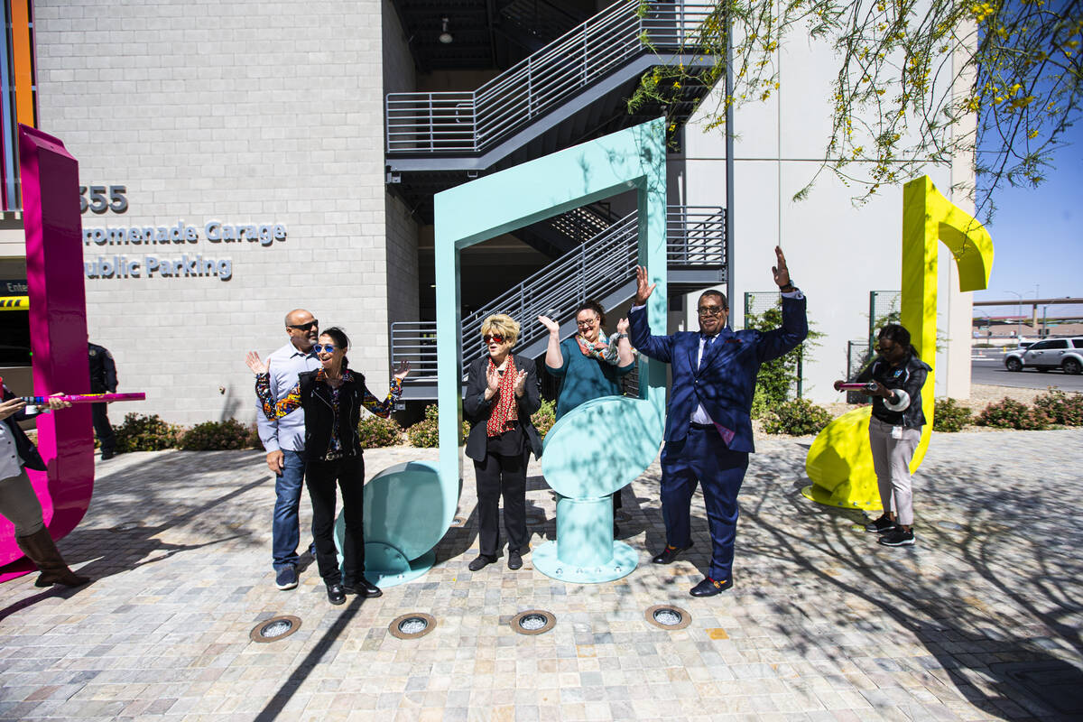 Artists Larry Domsky, from left, Barbara Domsky, Las Vegas Mayor Carolyn Goodman, Ally Haynes-H ...