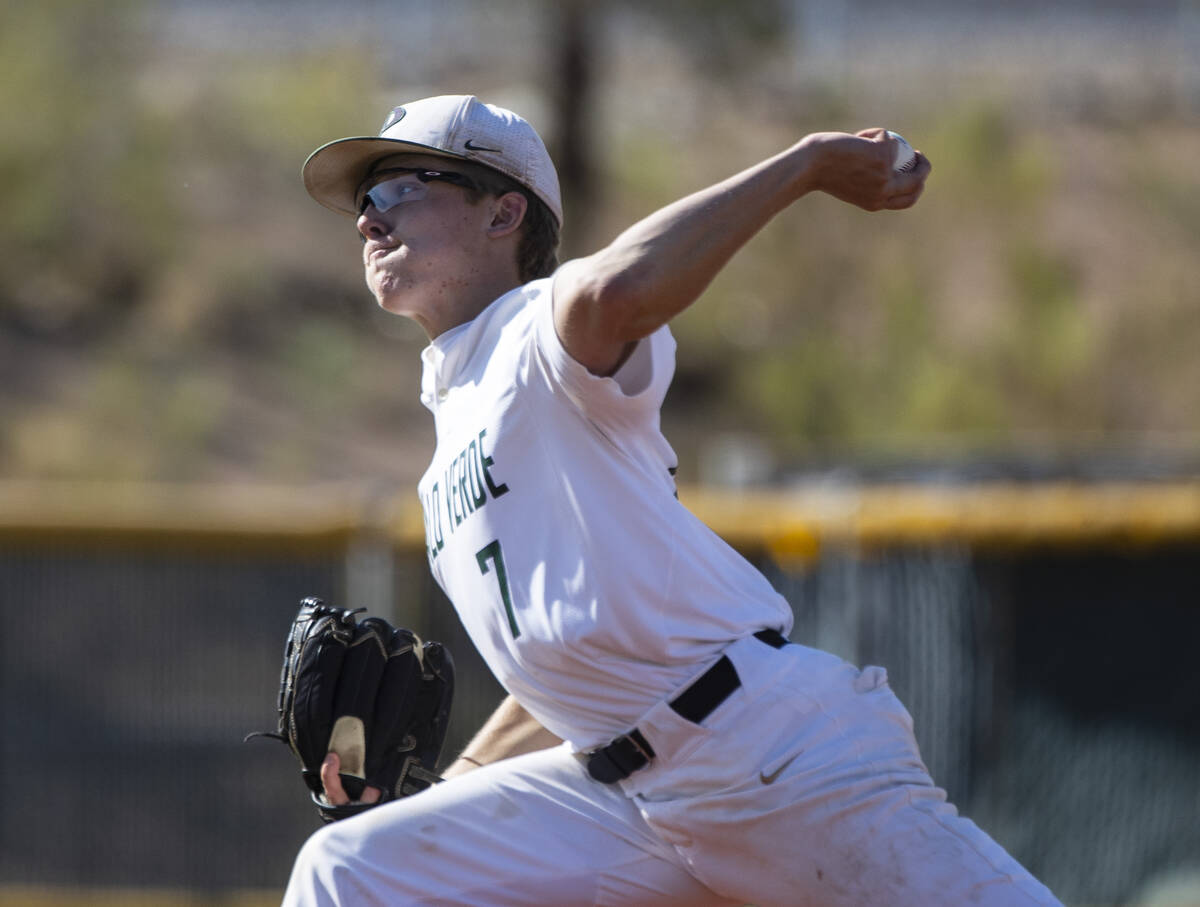 Palo High’s pitcher Kaiden Smaka (7) delivers against Coronado High during the third inn ...