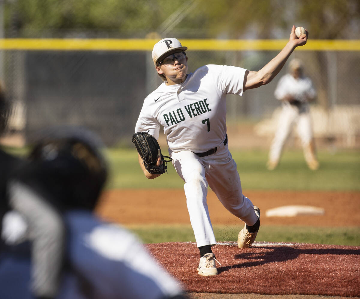 Palo High’s pitcher Kaiden Smaka (7) delivers against Coronado High during the third inn ...