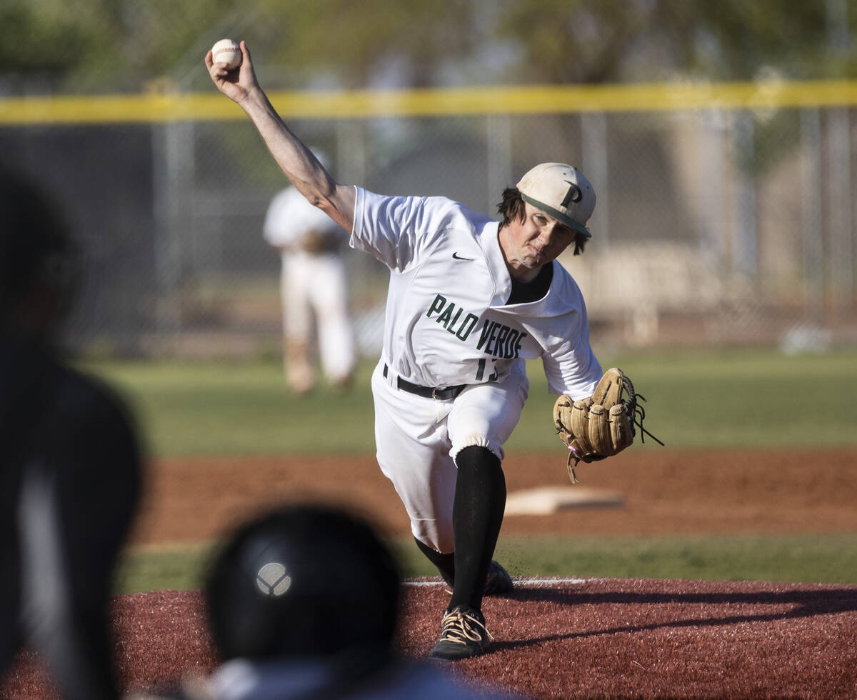 Palo High’s pitcher Blake Pearson delivers against Coronado High during the third inning ...
