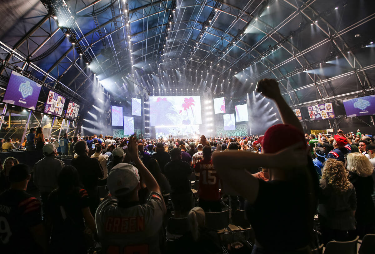 Welcome to the NFL Draft Vegas-style: magic, music and fun