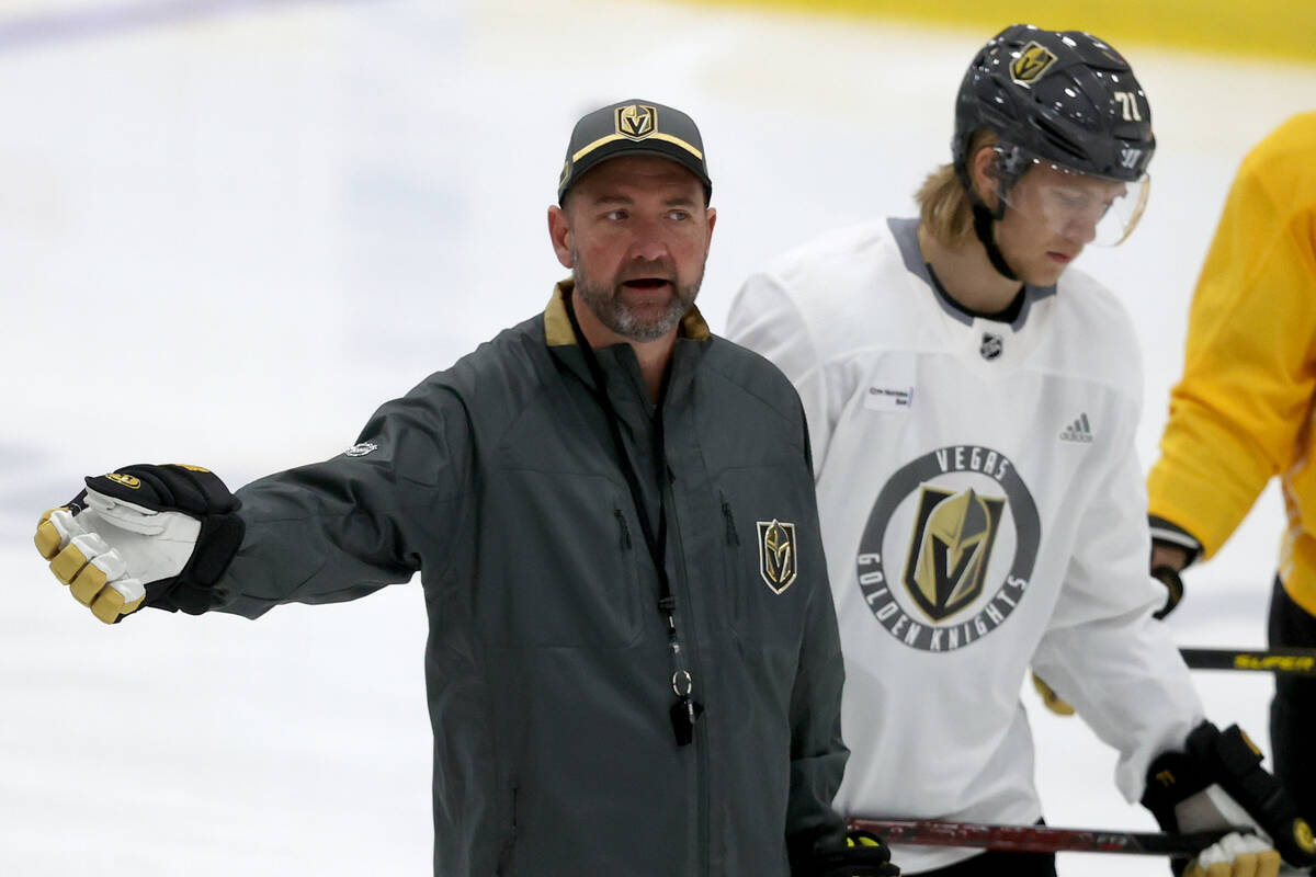 Pete DeBoer berharap untuk kembali sebagai pelatih Golden Knights musim depan