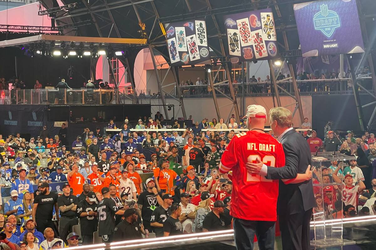 NFL Draft di Las Vegas Di Balik Layar NFL Draft di Las Vegas Di Balik Layar