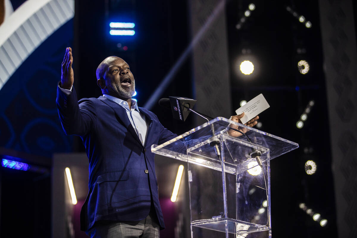 Cowboys Hall of Fame running back Emmitt Smith announces Dallas’ pick during day two of ...