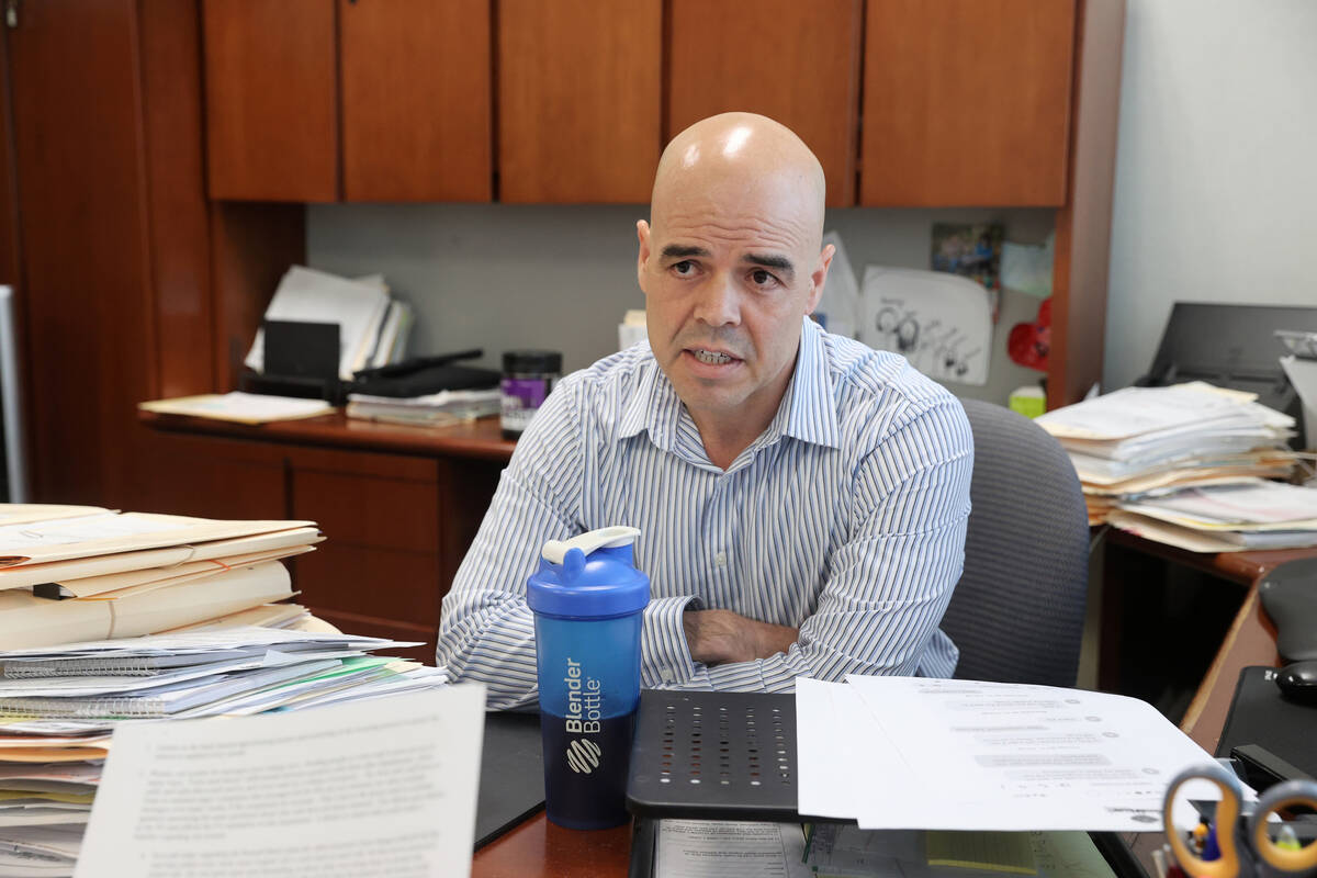 Clark County Public Administrator Robert Telles is under fire for an  alleged 'improper relationship' | Las Vegas Review-Journal