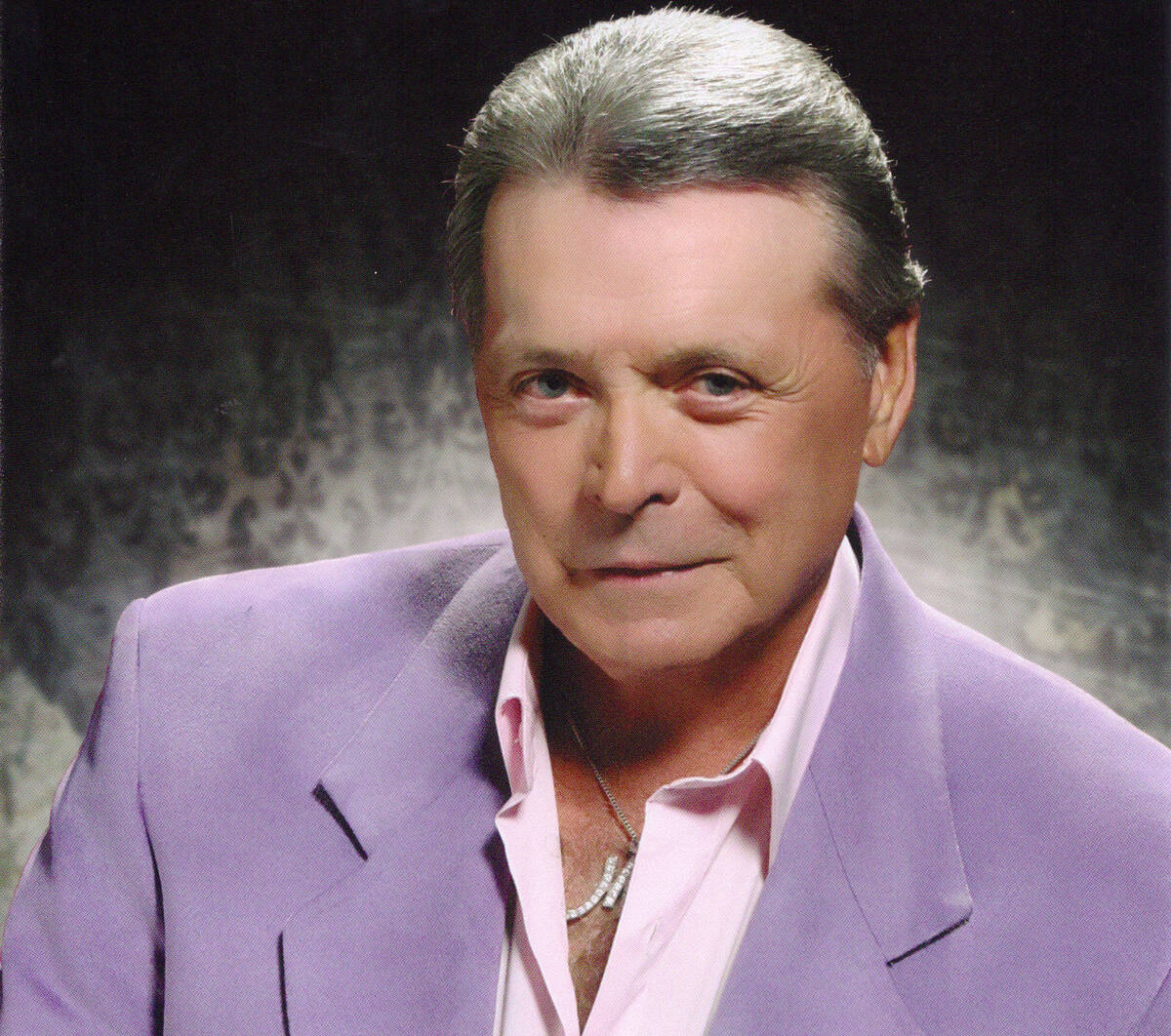 Mickey Gilley (MinnesotaCountry.com)