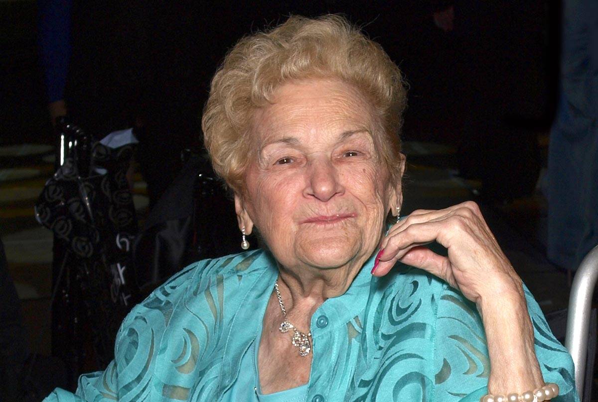 Angie Ruvo Meninggal pada usia 98;  ‘Koki Selebriti Pertama’ di Las Vegas