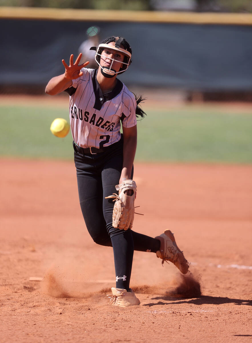 Faith Lutheran pitcher Ava Walker (2) throws against Green Valley in the 5th inning in their Cl ...