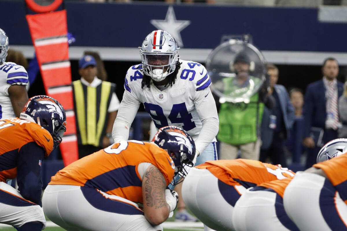 Dallas Cowboys defensive end Randy Gregory (94) waits for the snap during the second half of an ...