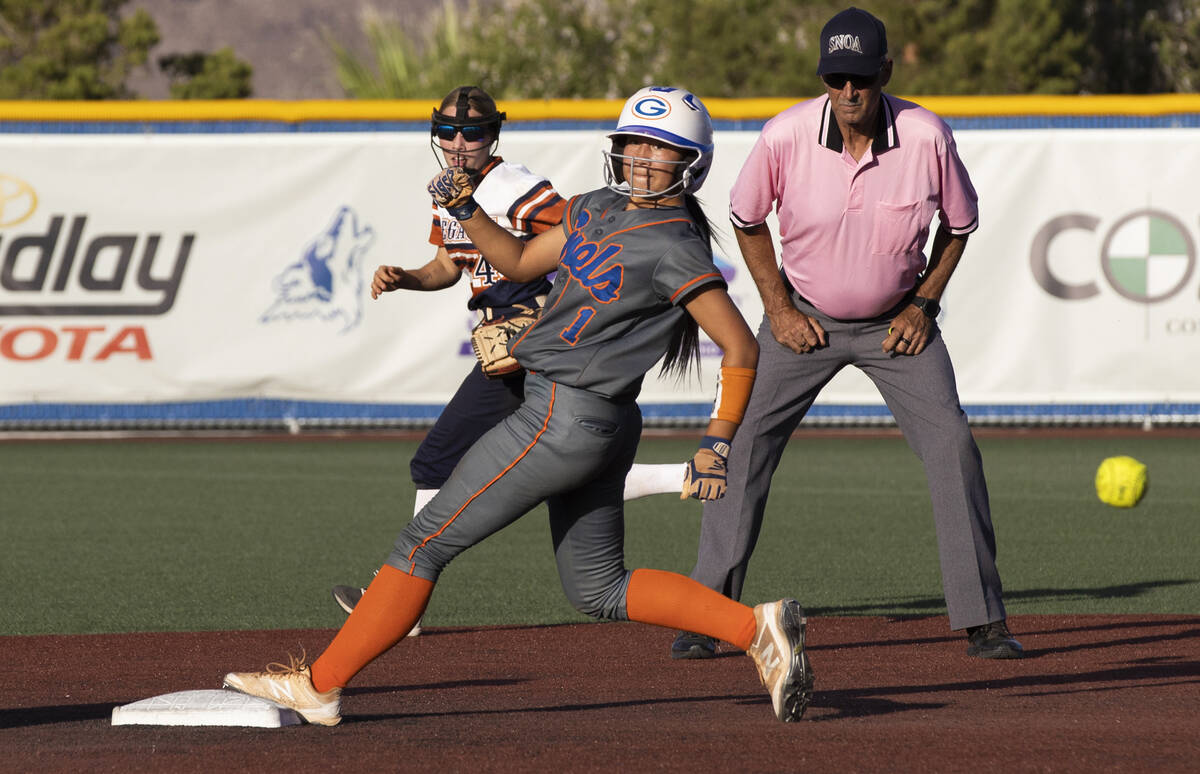 Bishop Gorman’s Chloe Makinney (1) beats the throw to second base in front of Legacy&#x2 ...