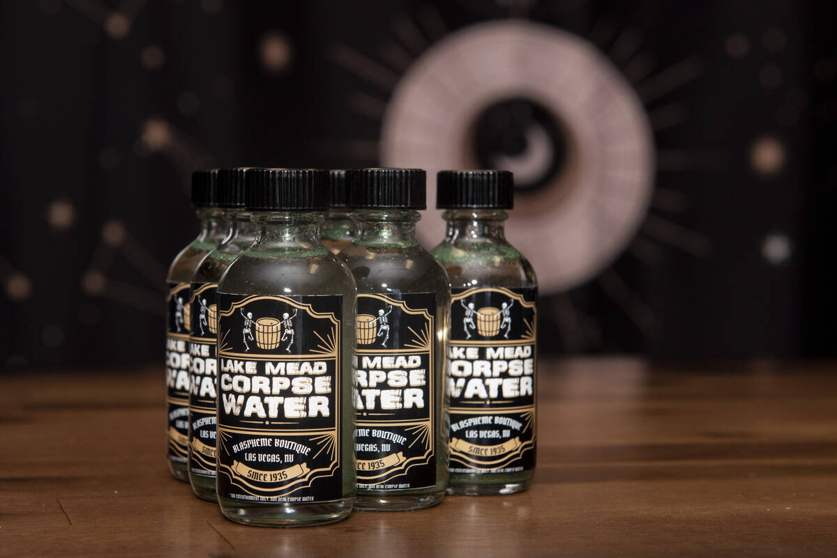 ‘Lake Mead Corpse Water’ untuk dijual setelah mayat ditemukan di danau