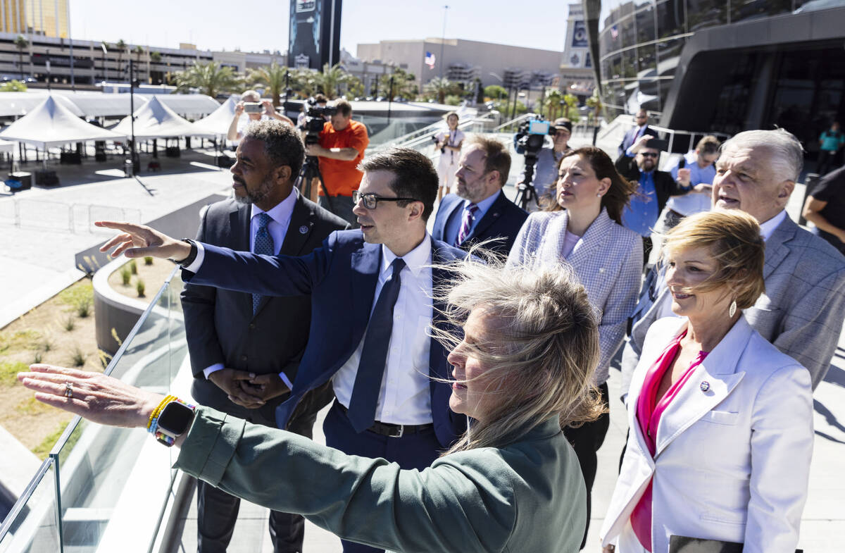 Nevada Department of Transportation Director Kristina Swallow, front, Congressman Steven Horsfo ...