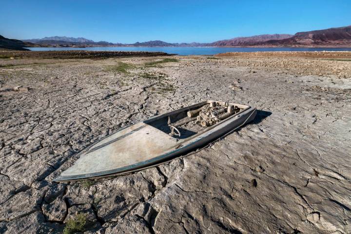 Penurunan Lake Mead dapat menyebabkan pemotongan air yang drastis, kata FBI