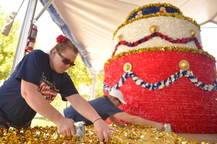 From left, volunteers Jennifer Wright, a teacher at Bonner Elementary School, and Kelly Cawood, ...