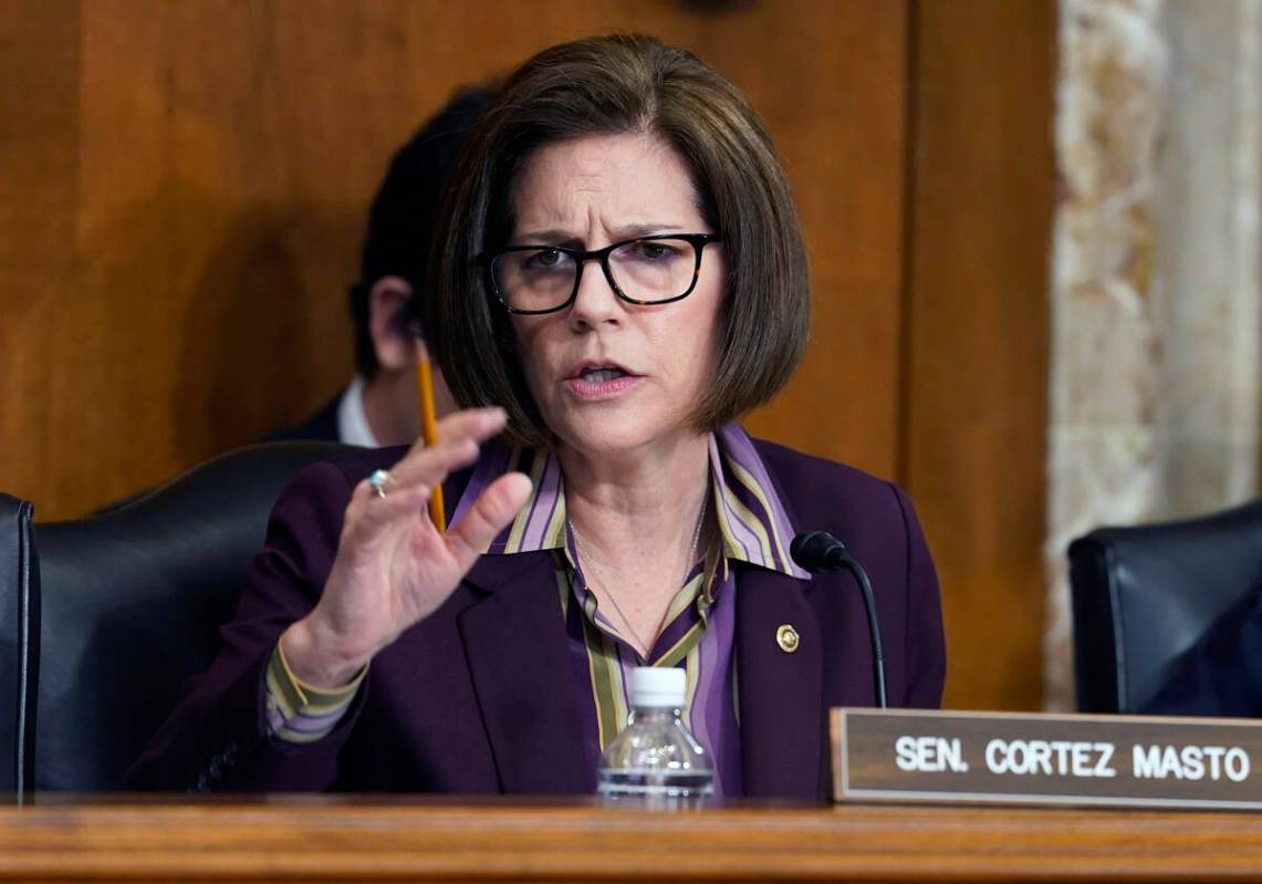 Archivo.- Senadora Catherine Cortez Masto, D-Nev., habla durante audiencia del Senado sobre Ene ...