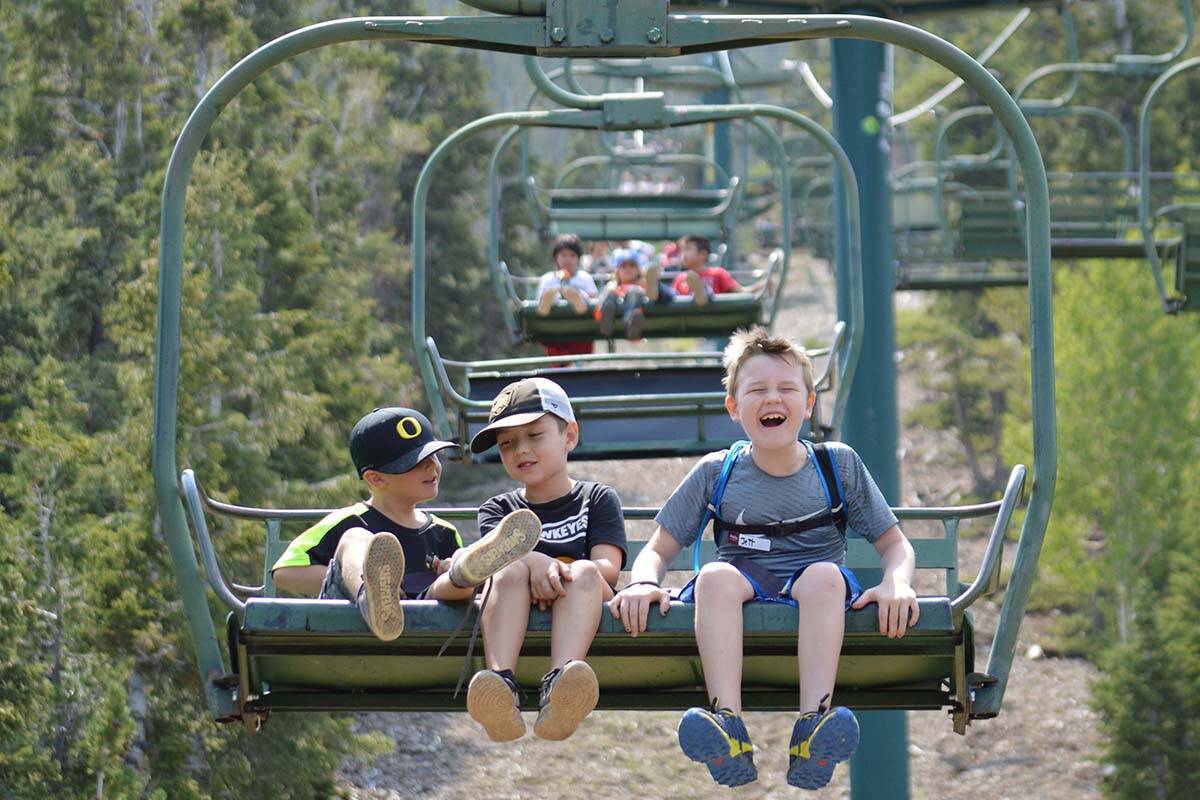 Children ride the chairlift at Lee Canyon. (Lee Canyon)
