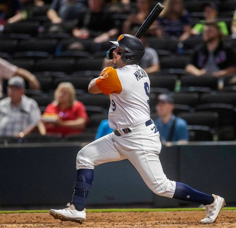 Aviators infielder Vimael Machin (9) hits a ball to the opposite field during a minor league ba ...