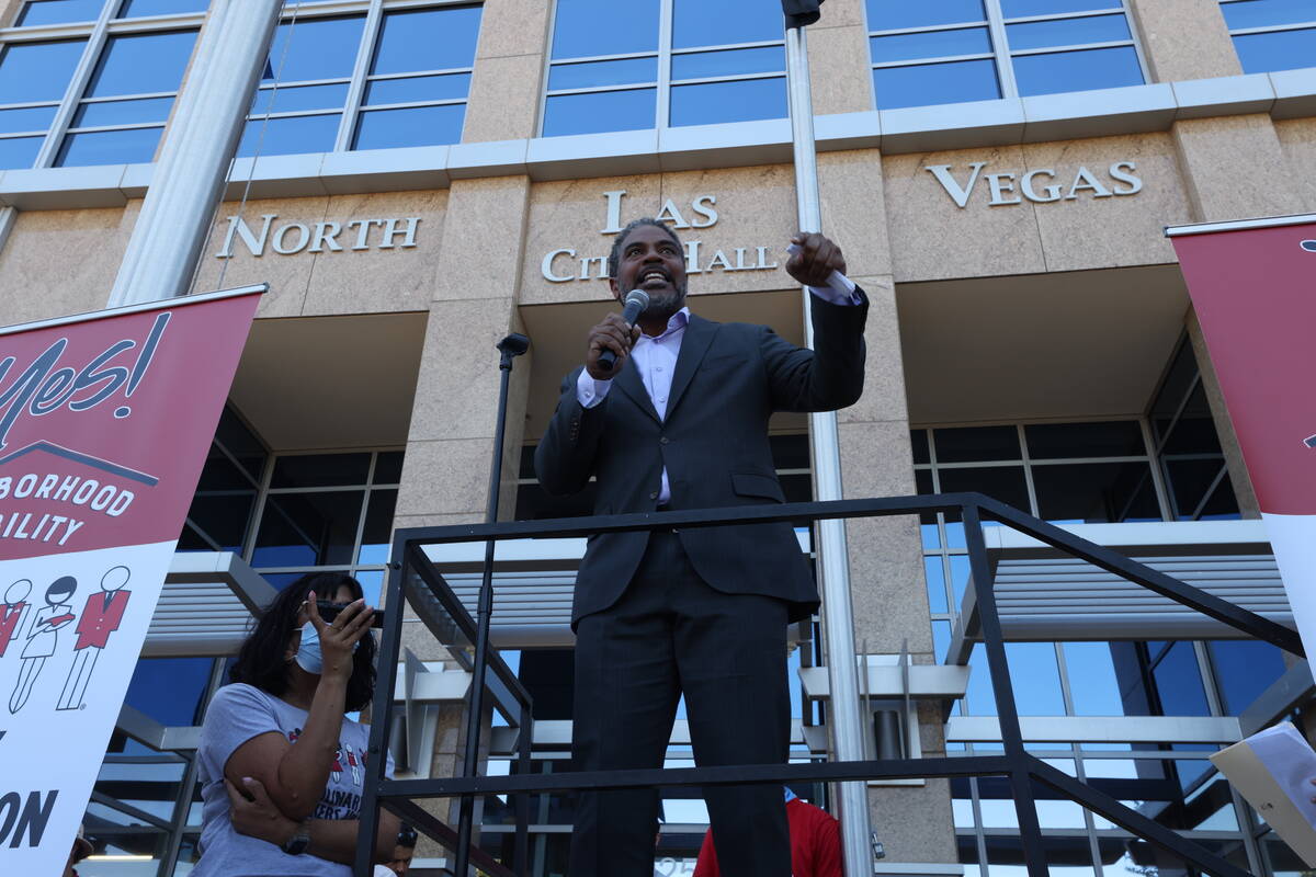 Congressman Steven Horsford rallies with a crowd of culinary union workers in support of a Nort ...