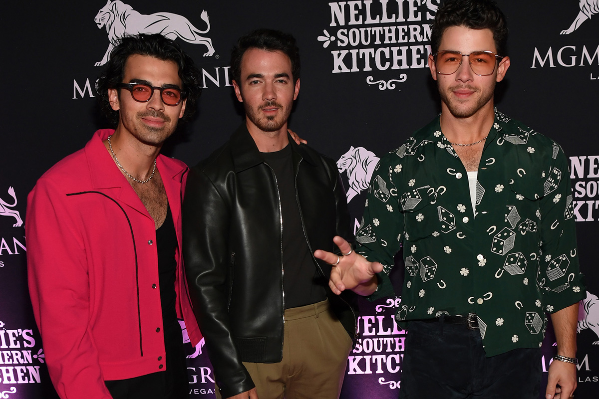 Jonas Brothers mengemas rumah di pemutaran perdana Vegas