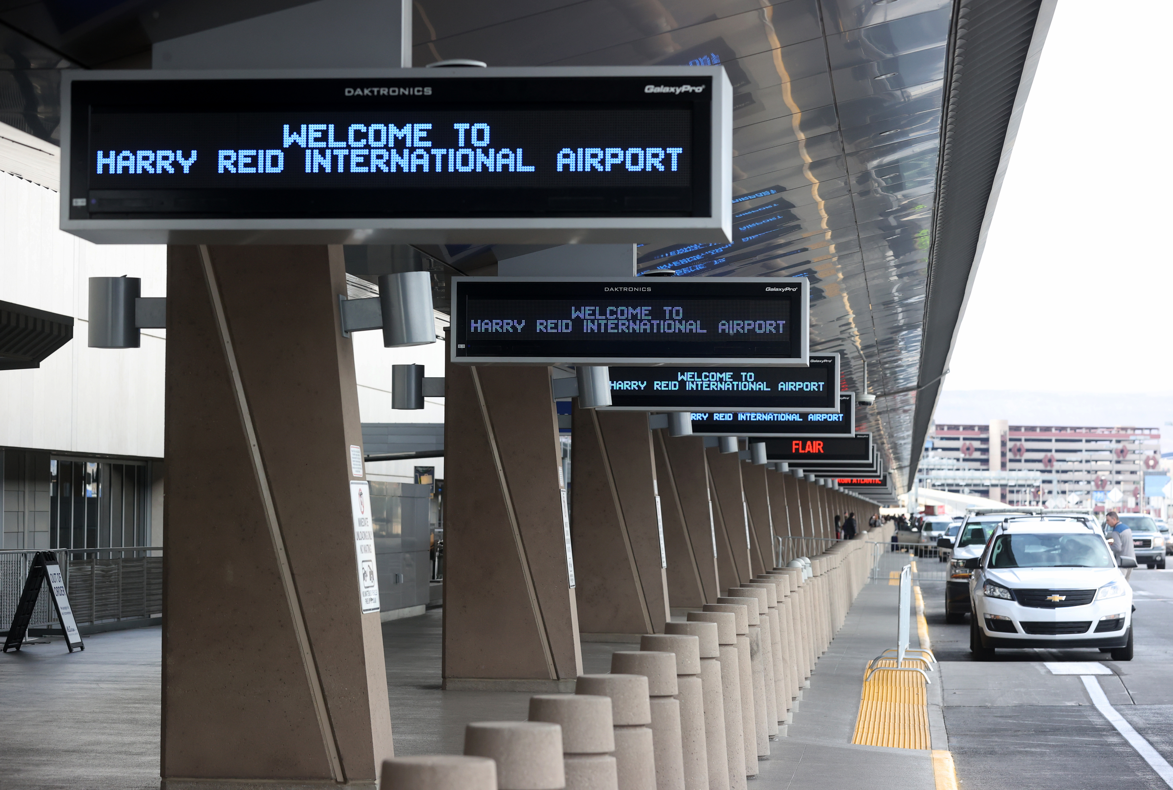 Harga tiket pesawat terendah ketiga di negara ini di Bandara Internasional Harry Reid