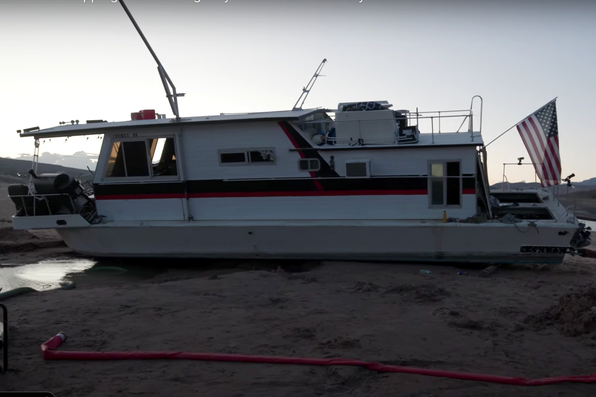 Baached houseboat at Lake Mead rescued by YouTubers Local Nevada Local