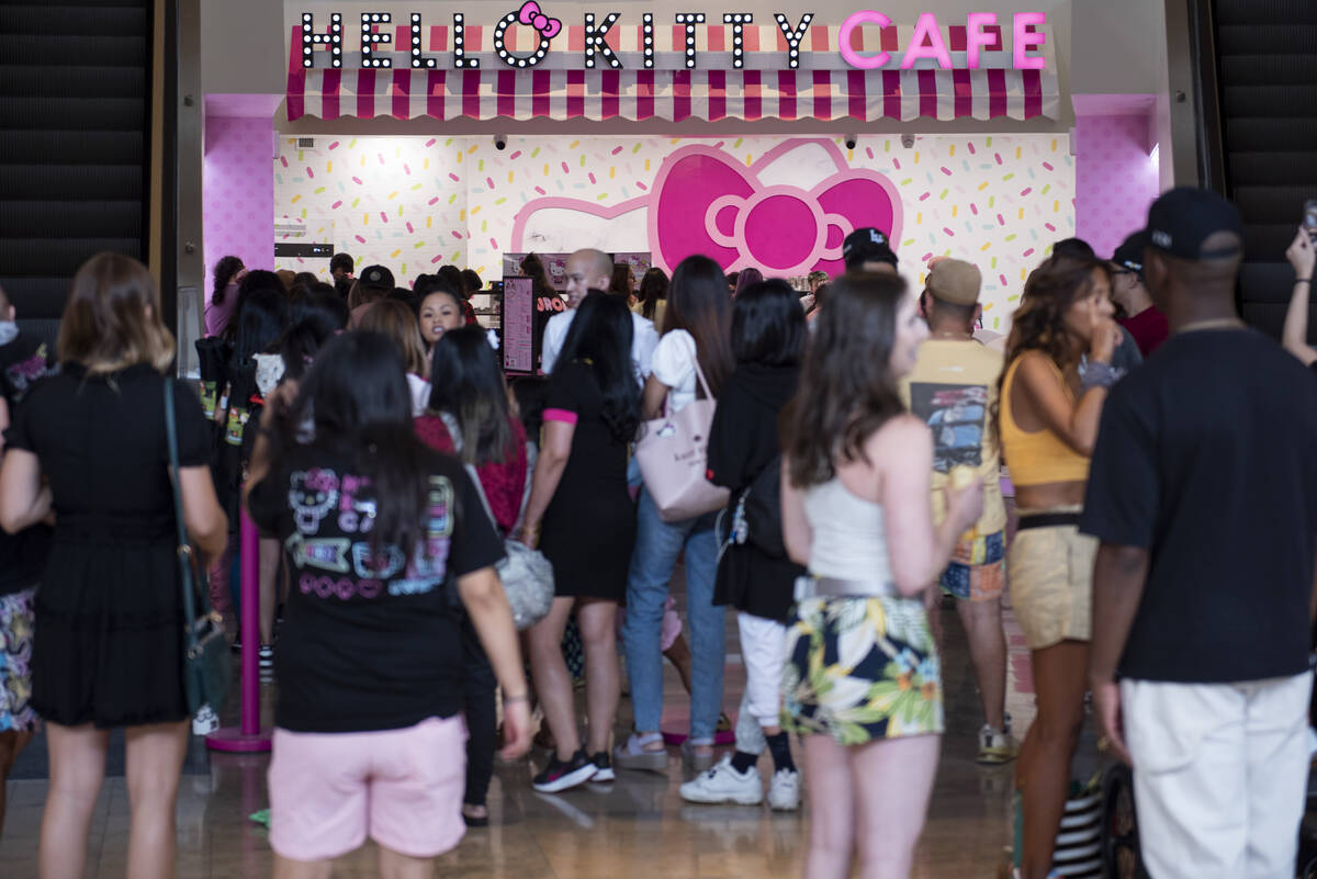 Hello Kitty Cafe at Fashion Show mall debuts Food Entertainment
