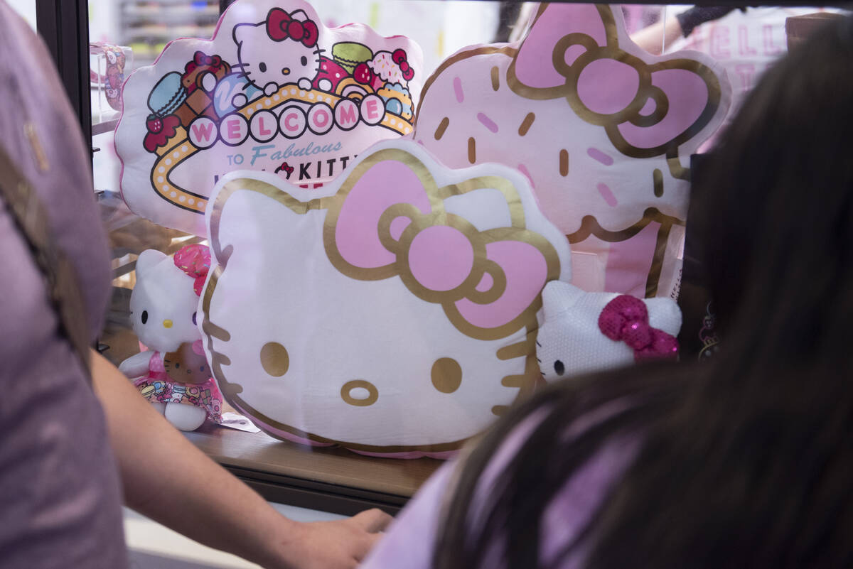 Hello Kitty Cafe in Las Vegas! Oct 2021 