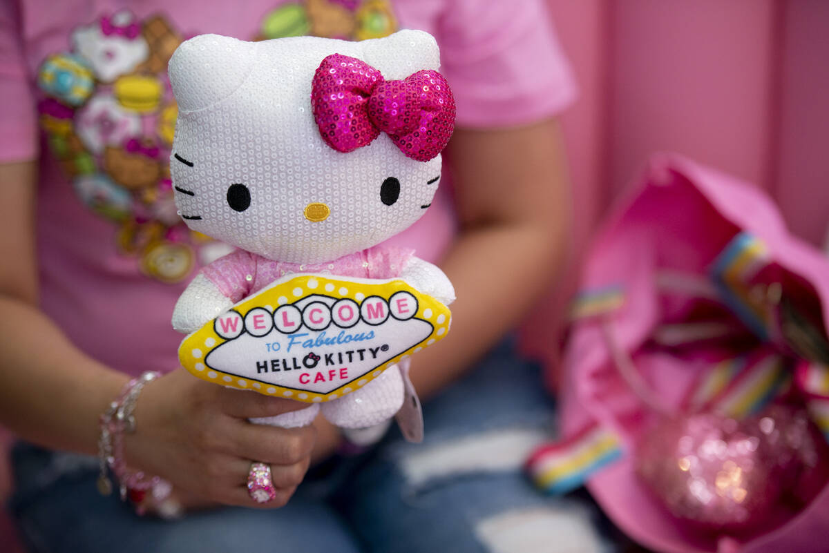 Hello Kitty brings sweet treats to Las Vegas opening — PHOTOS