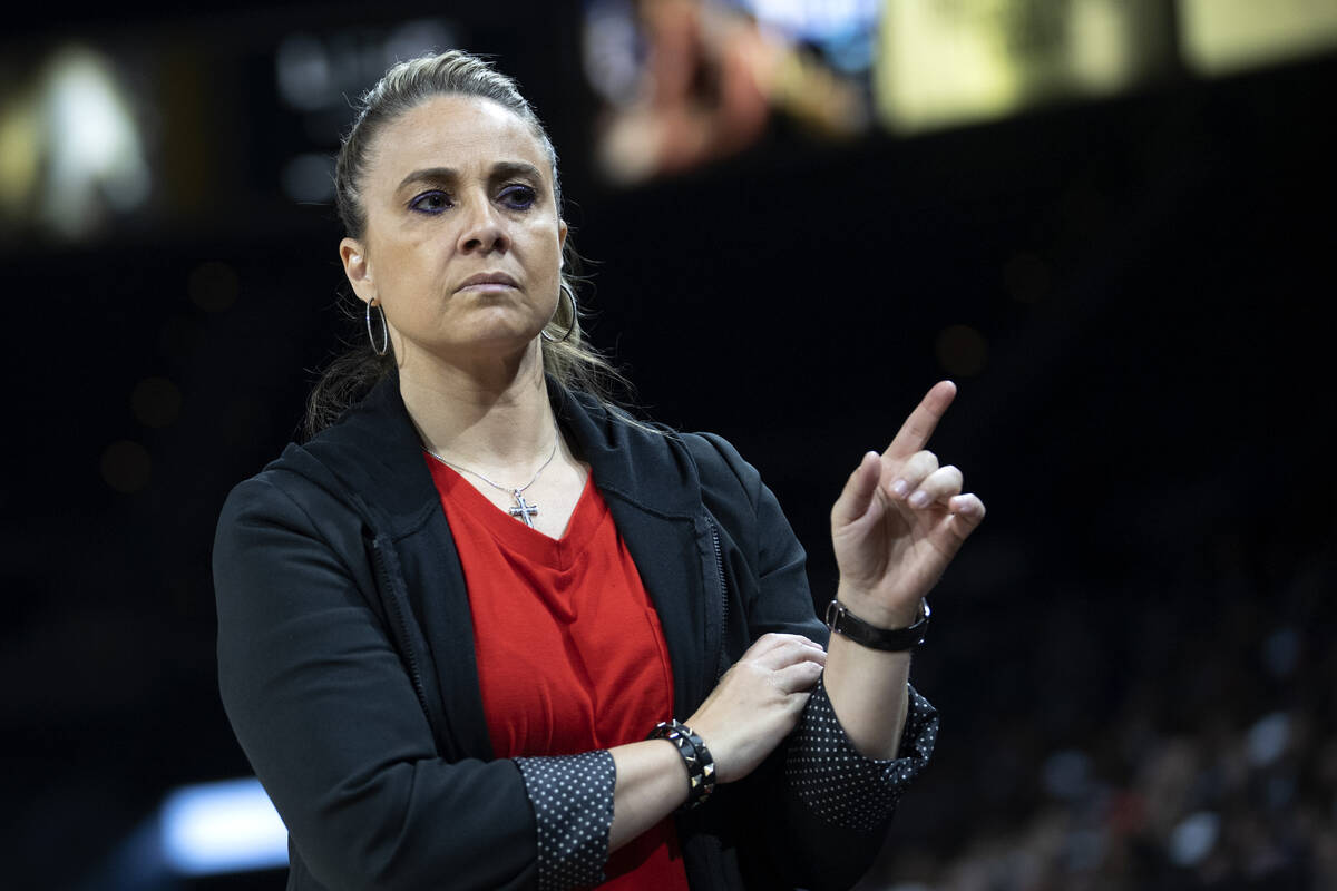 Becky Hammon rips Las Vegas Aces after 31-point loss | Las Vegas Review-Journal Becky Hammon rips Las Vegas Aces after 31-point loss | Las Vegas Review-Journal