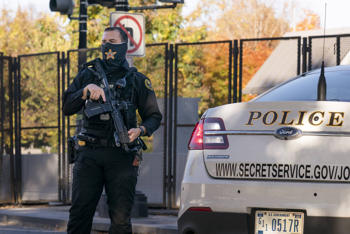 Watchdog mengatakan Secret Service menghapus pesan teks pada 6 Januari
