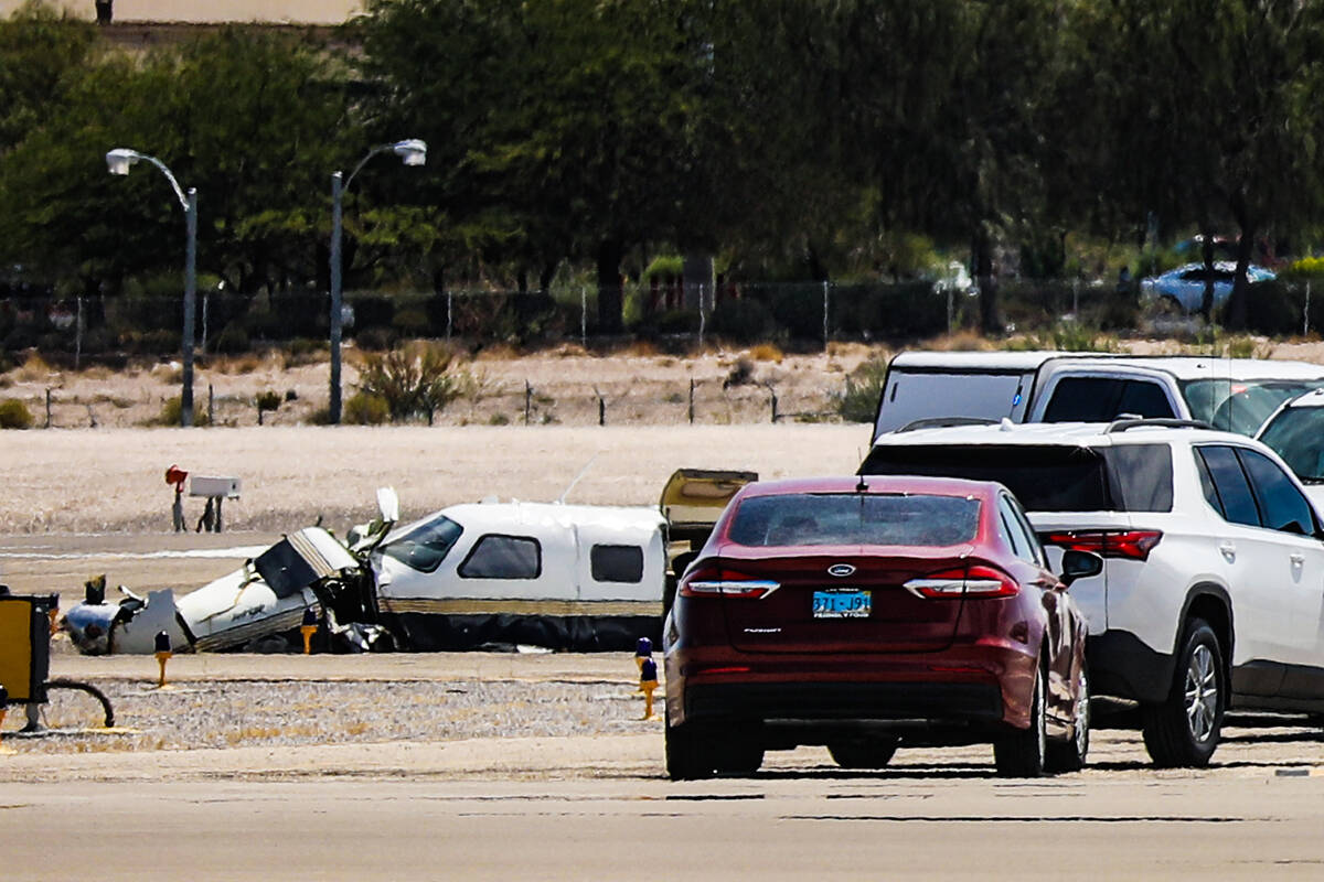 4 dead in North Las Vegas airplane crash