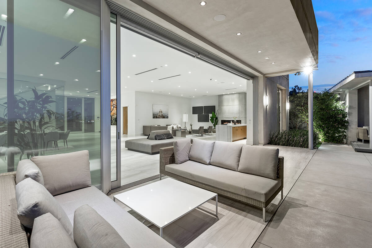 Patio. (Ivan Sher Group)