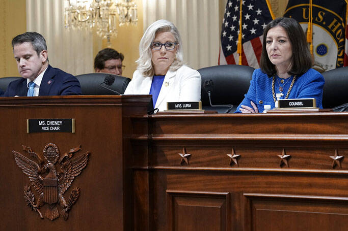 Penampilan Donald Trump pada 6 Januari menjadi fokus sidang prime-time