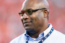 Former MLB and NFL player Bo Jackson, watches Auburn and Clemson practice before an NCAA colleg ...