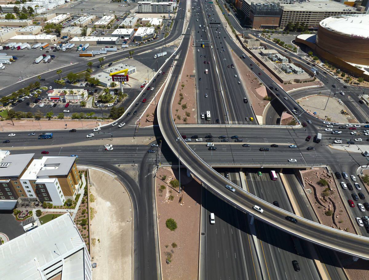 Dampak lalu lintas proyek I-15-Tropicana Interchange akan dimulai minggu ini