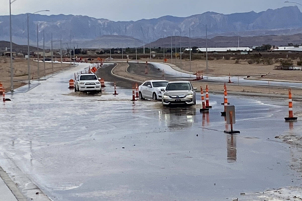 West Silverado Ranch Boulevard is closed Monday, July 25, 2022, at Dean Martin Drive in Las Veg ...