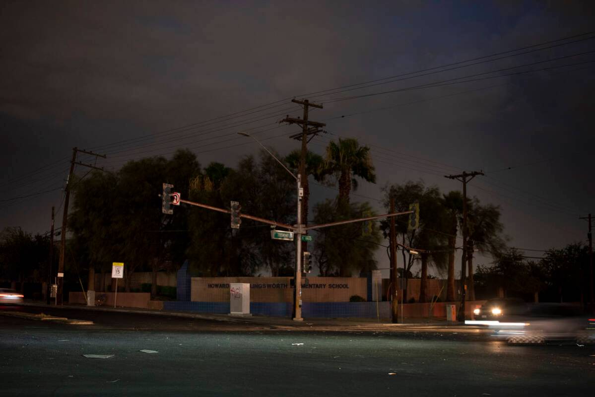 Power outages cause traffic lights to go out at the intersection of East Fremont and North Bruc ...