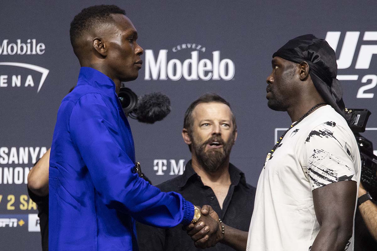 Jared Cannonier dari UFC 276 akan melawan juara Israel Adesanya