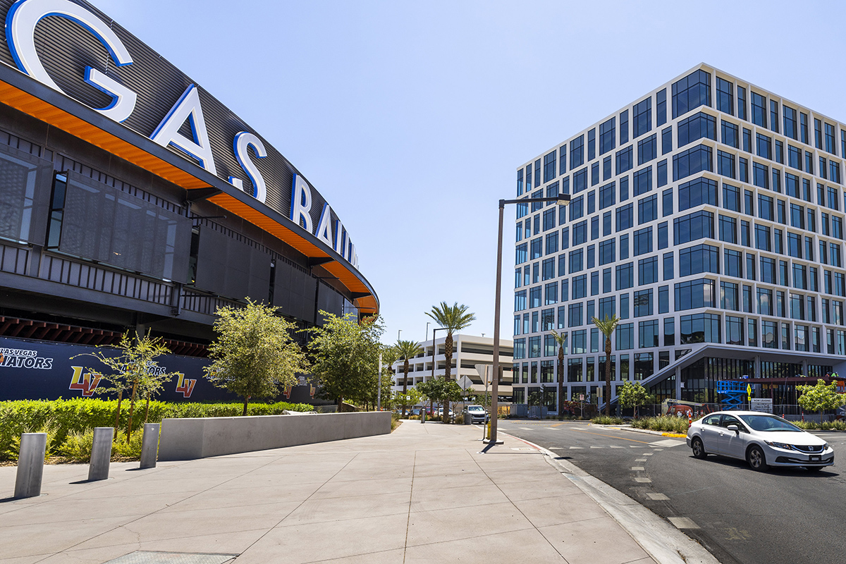 Gedung kantor baru, proyek kondominium dekat Las Vegas Ballpark bergerak maju
