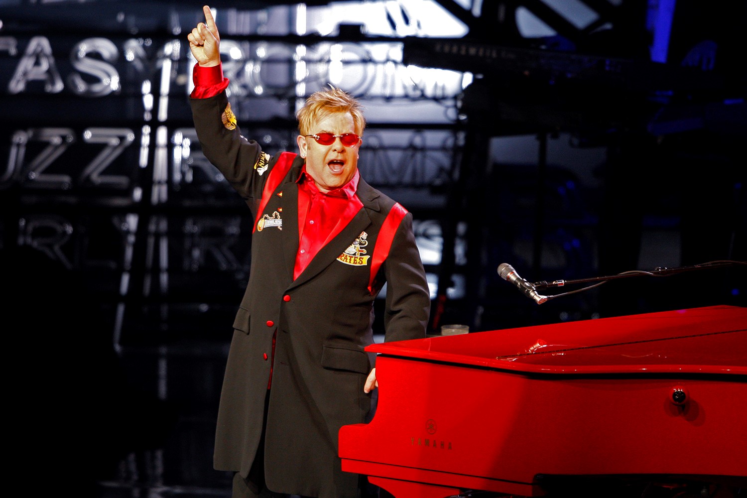 Elton John to headline Allegiant Stadium in Las Vegas on Nov. 1 Kats