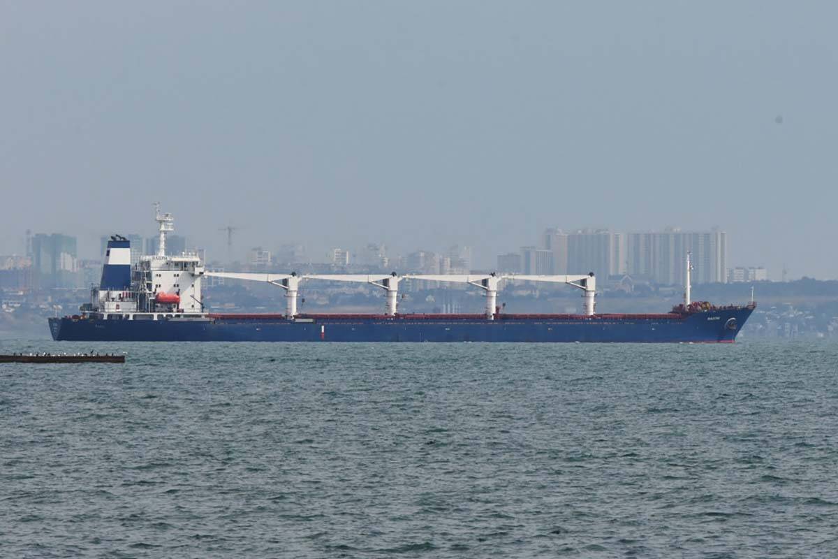 Kapal pertama yang membawa biji-bijian Ukraina meninggalkan pelabuhan Odesa