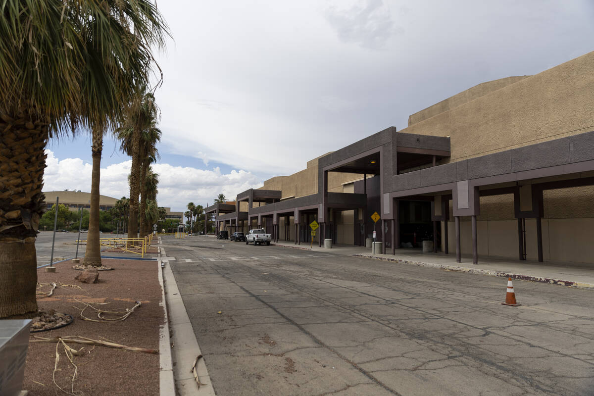 The exterior of the Cashman Center complex in Las Vegas, Monday, Aug. 1, 2022. (Erik Verduzco / ...