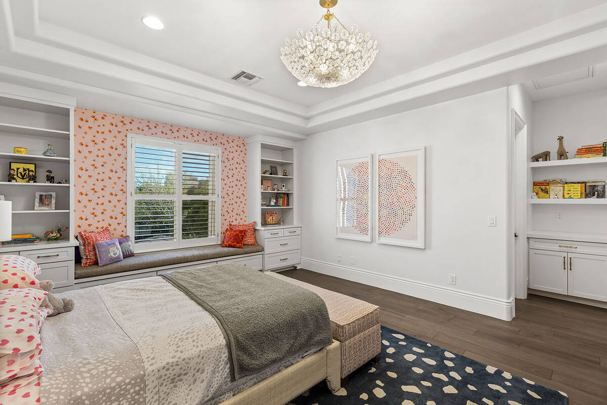A guest bedroom. (Ivan Sher Group)